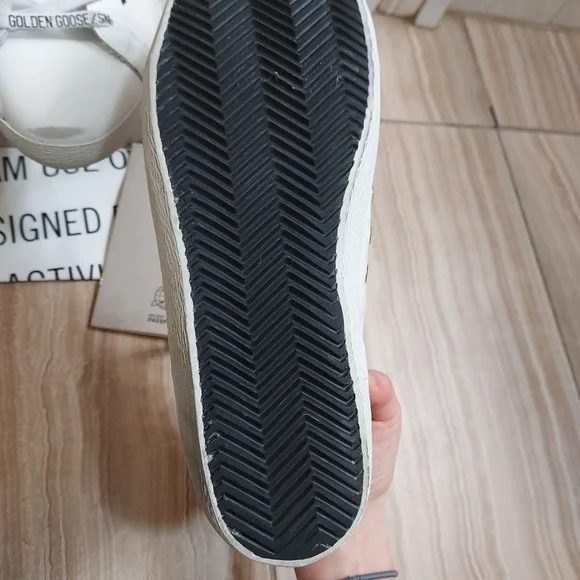 Golden Goose Superstar Low Top Men's  Sneaker - Picture 10 of 11